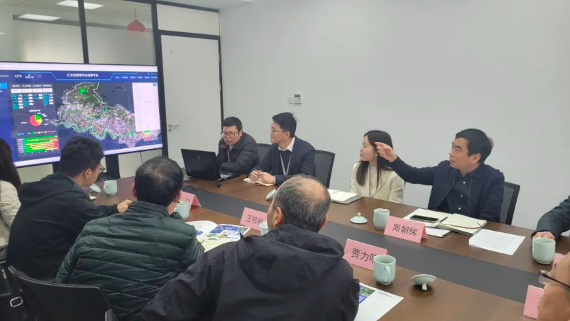 上海市經(jīng)濟(jì)和信息化委主任吳金城一行蒞臨 普適導(dǎo)航開展數(shù)字化轉(zhuǎn)型專項(xiàng)調(diào)研(圖2)
